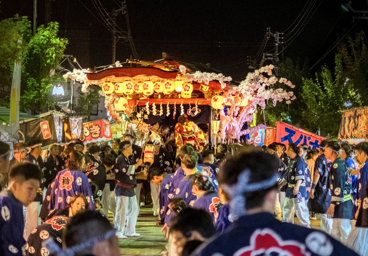 胎内市いいもんまつり（民謡流しと花火大会）