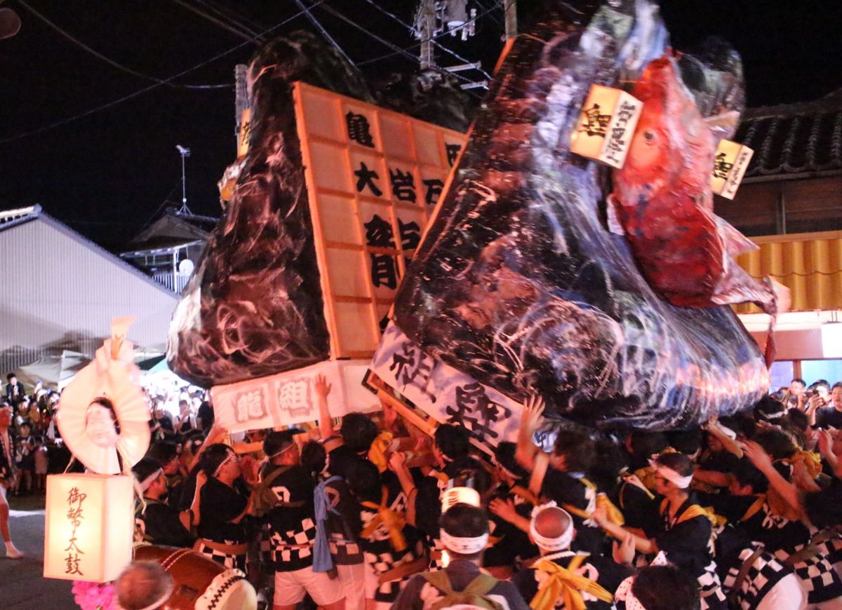 大岩万燈押し合い｜新潟のイベント｜【公式】新潟県のおすすめ観光