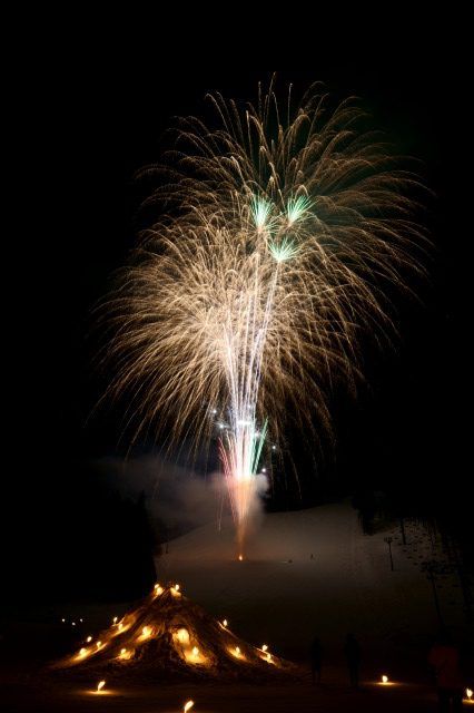 湯沢冬花火 湯沢パークスキー場