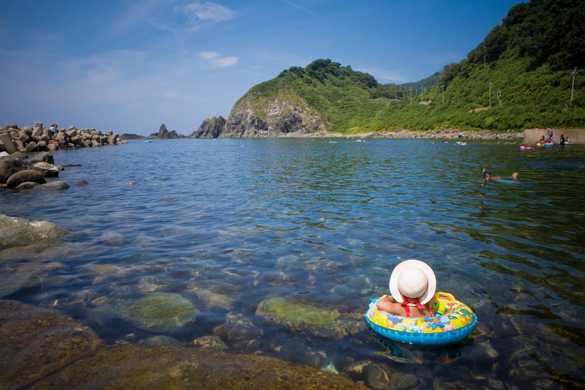 釜谷海水浴場｜新潟の観光スポット｜【公式】新潟県のおすすめ観光