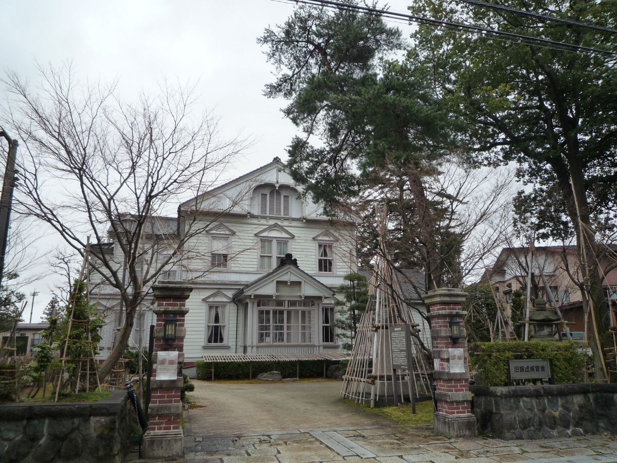 【中古】 死とたわむれる/新風舎/服部明義 旧師団長官舎｜ロケ地検索｜新潟ロケーションガイド｜【公式