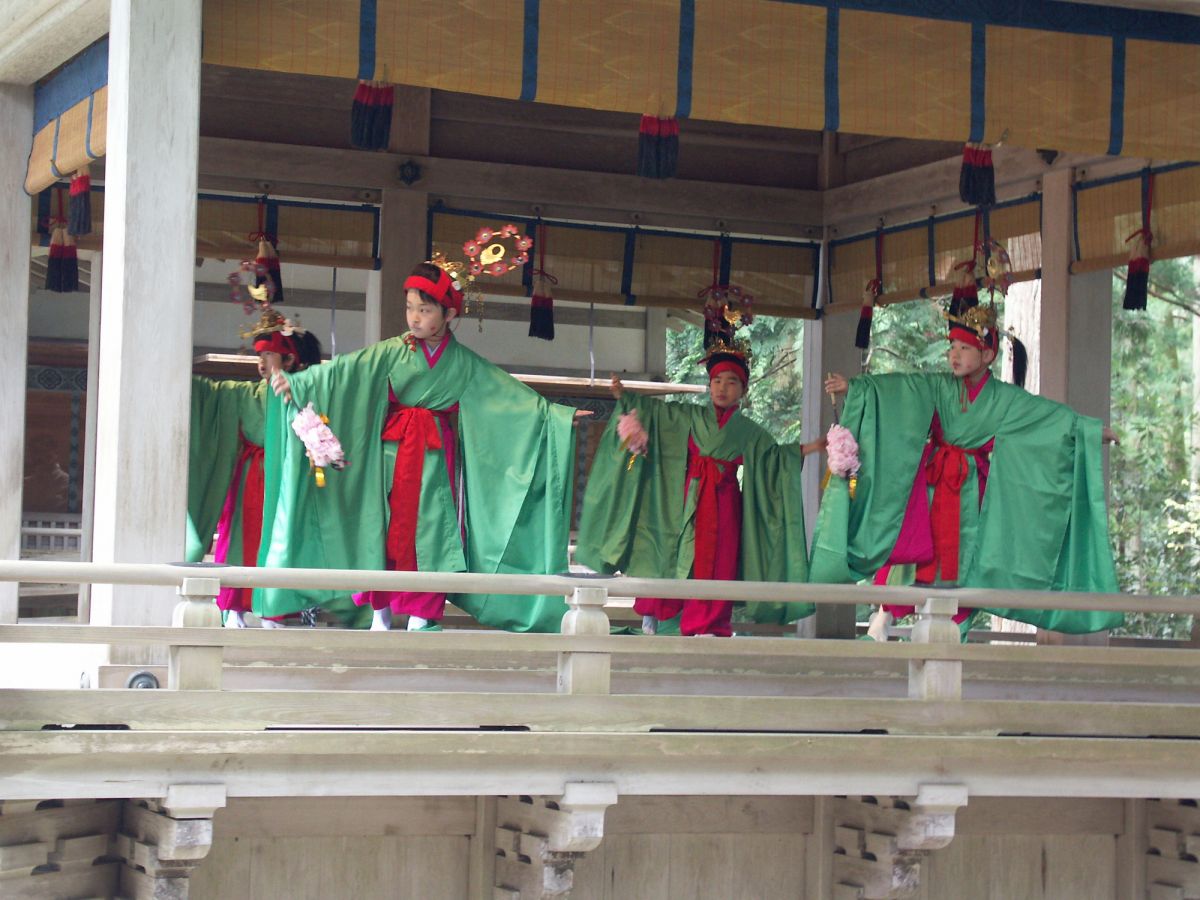 越後一宮彌彦神社 大々神楽