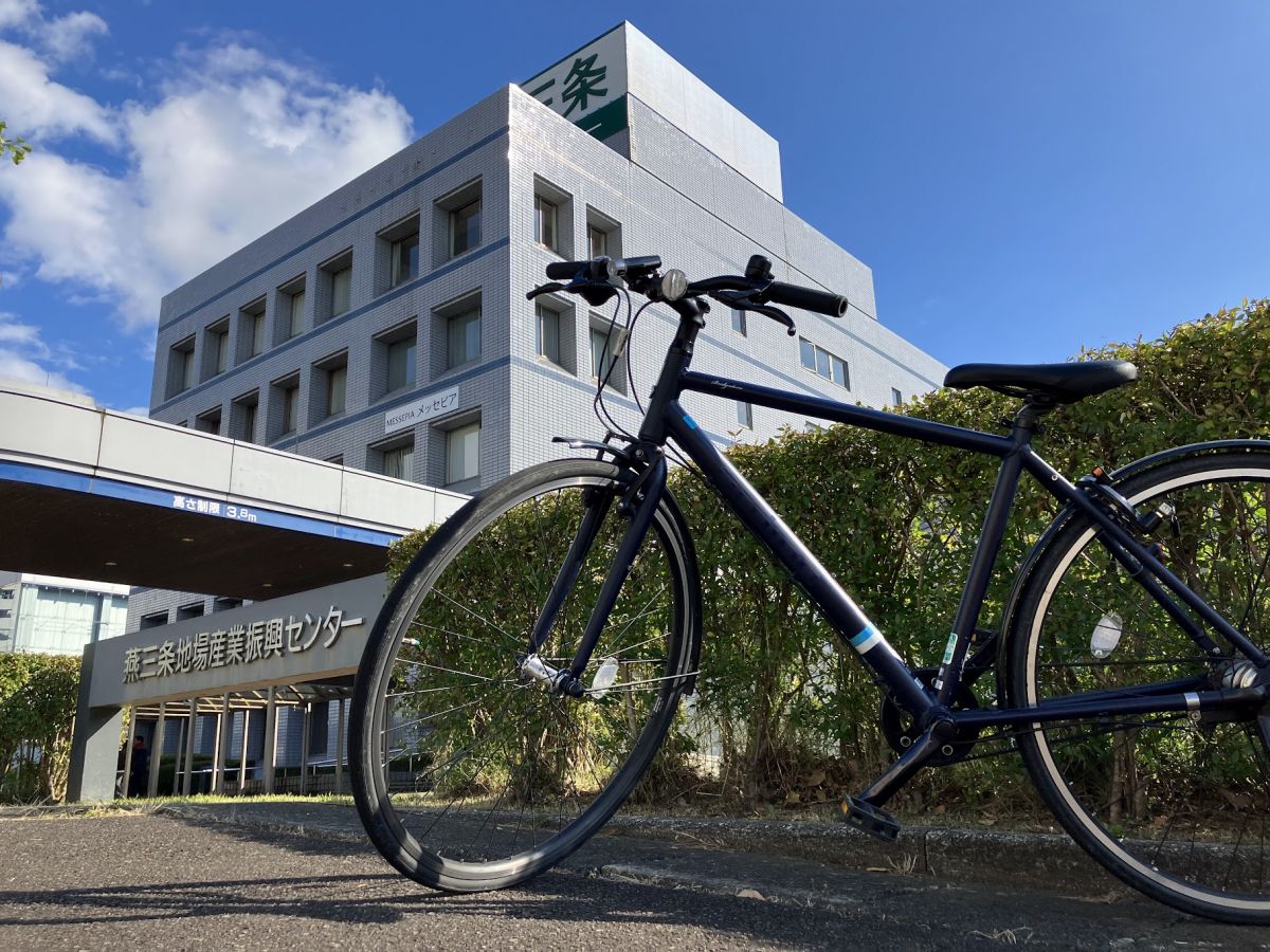 自転車で巡る燕三条】つばさんチャリ旅 〜金属洋食器編〜／三条市・燕市｜新潟県観光協会公式ブログ  たびきち｜【公式】新潟県のおすすめ観光・旅行情報！にいがた観光ナビ