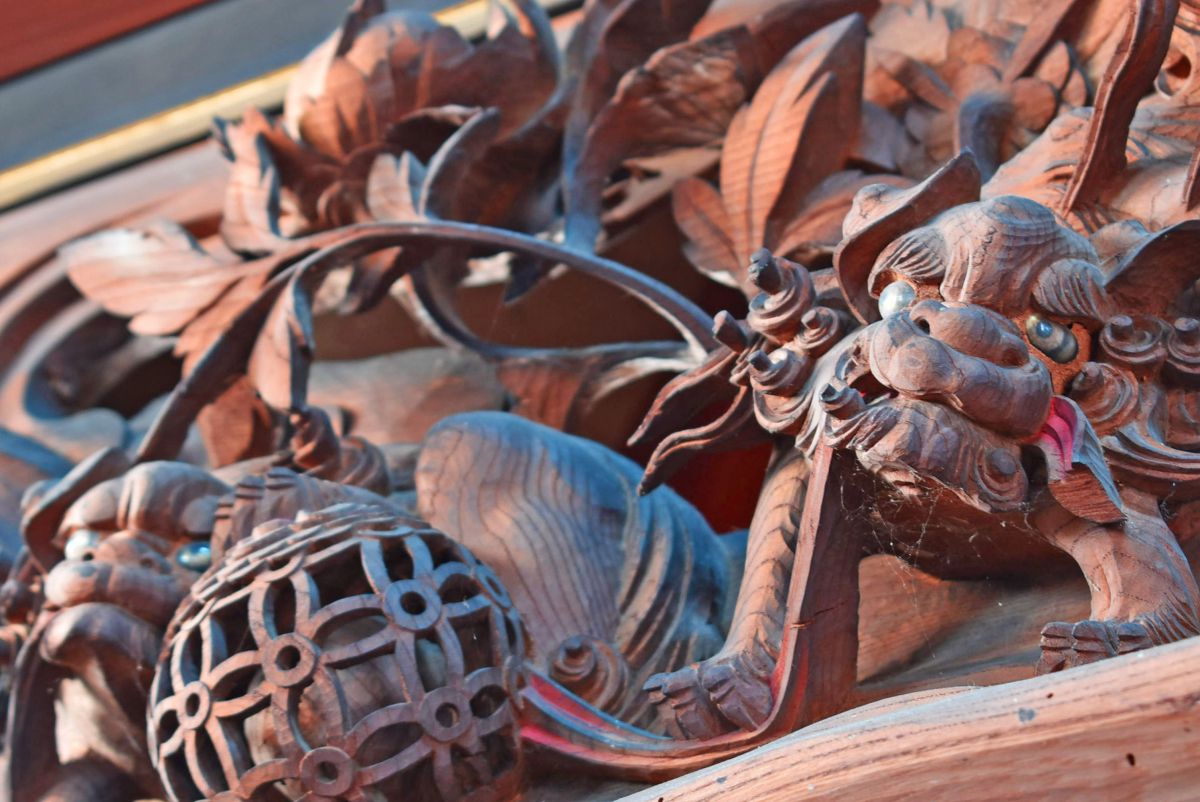 欄間彫刻 欄間、伝統的な木製彫刻2枚セット 欄間 建具 欄間彫刻 【1