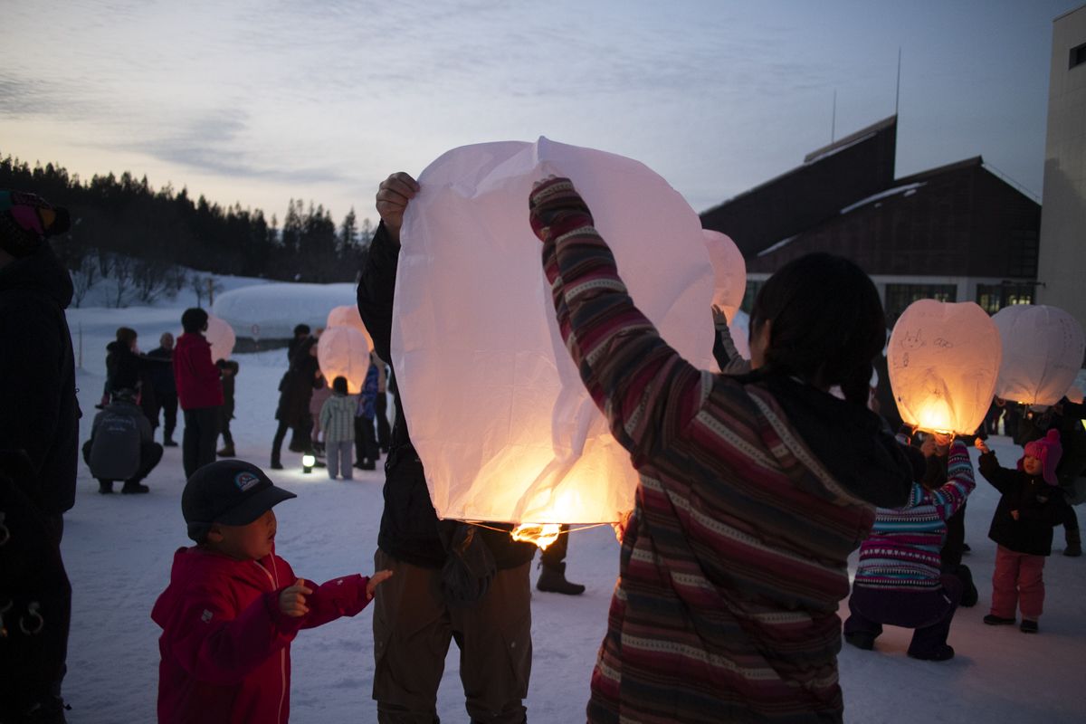 つなんランタンと冬花火で心ときめく夜を。ニュー・グリーンピア津南で