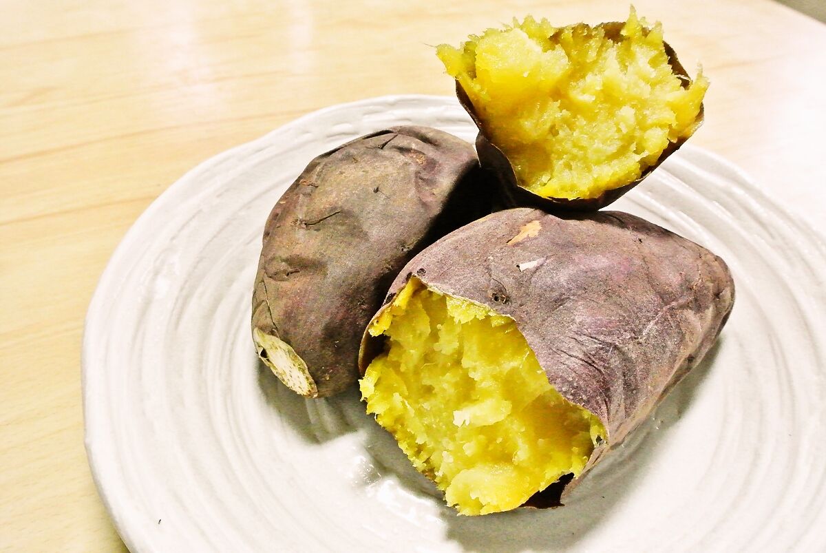 甘味をMAX引き出す！いも屋「孫六」で本格 焼き芋を買ってみた／新潟市