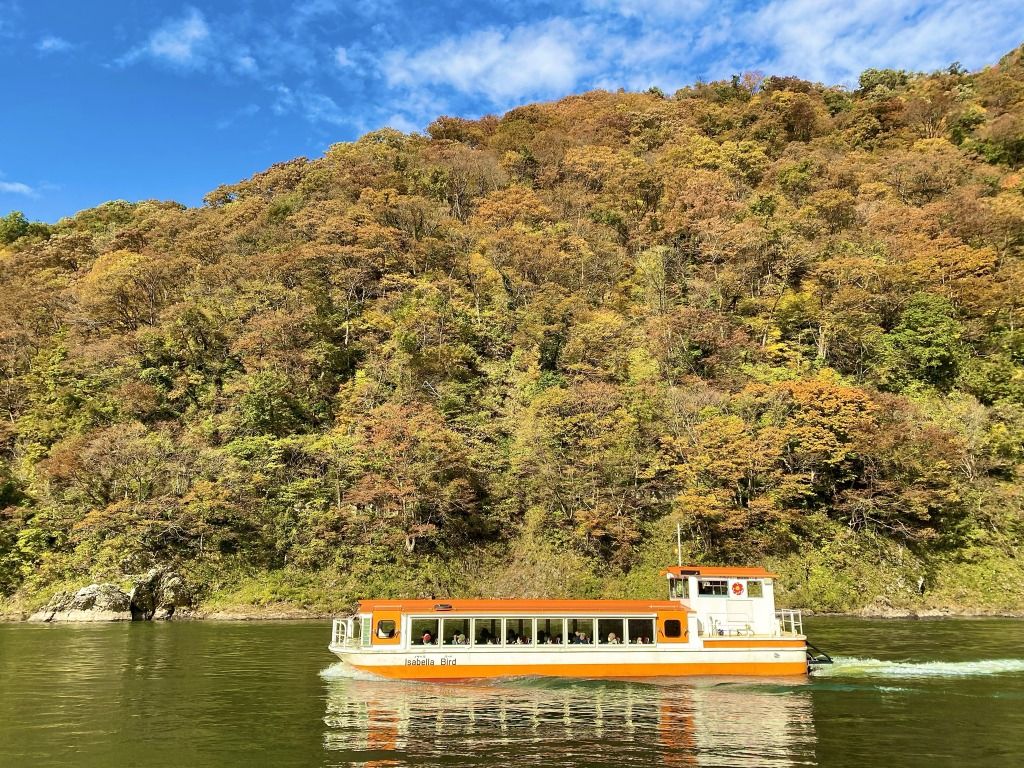 紅葉の遊覧船＆発酵食品を満喫！秋をたのしむツアー後編／阿賀町・阿賀野市・新潟市｜新潟県観光協会公式ブログ  たびきち｜【公式】新潟県のおすすめ観光・旅行情報！にいがた観光ナビ