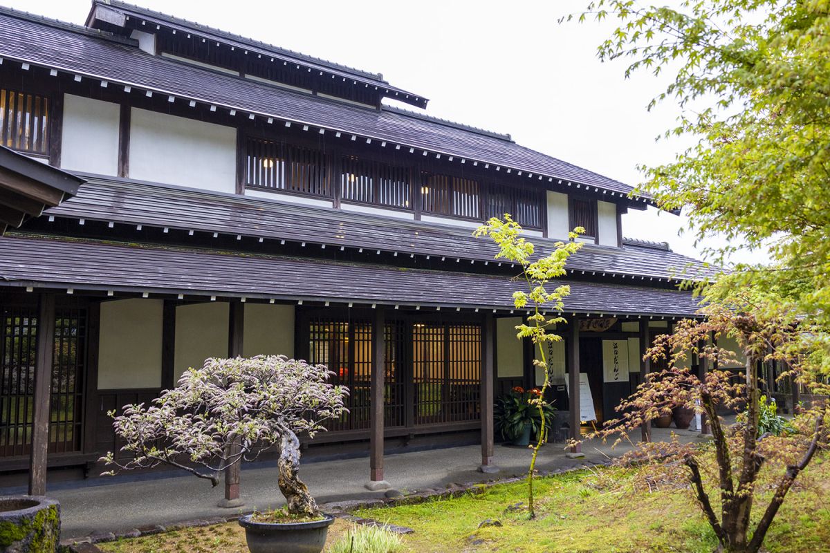 古民家の老舗だんご屋で味わう革新の味「江口だんご本店」／長岡市 ...