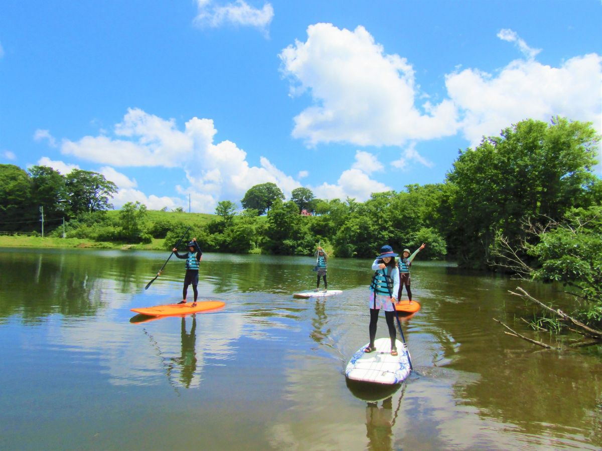 アナタはSUP派？カヤック派？夏の高原キャンプ場で欲張り体験！｜旅の