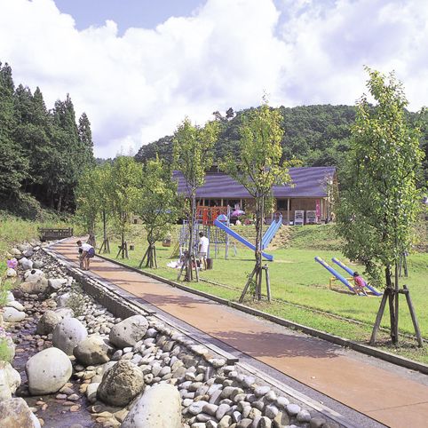 中浦ヒメサユリ森林公園【キャンプ場】