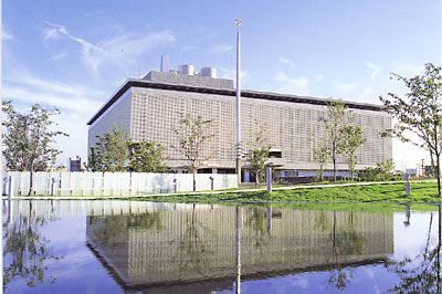 新潟県民会館