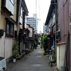 本町通周辺、りゅーとぴあ（新潟市民芸術文化会館）