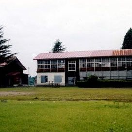 勝穂小学校