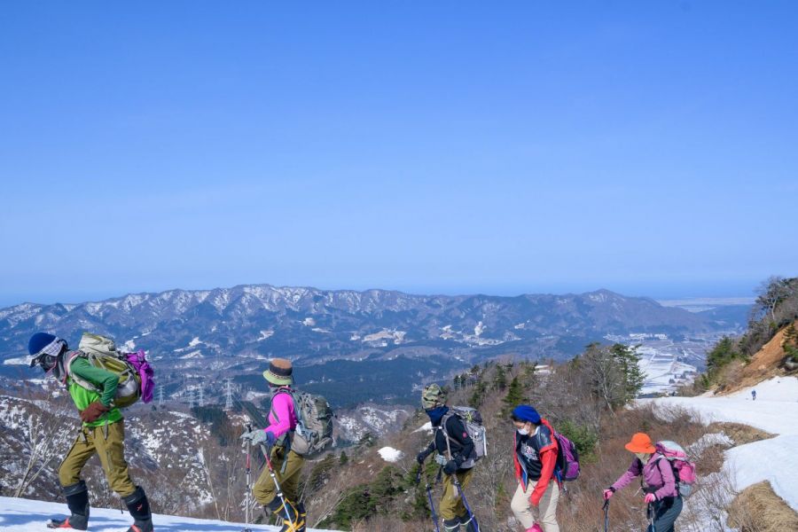 登山途中もそこかしこで絶景が。