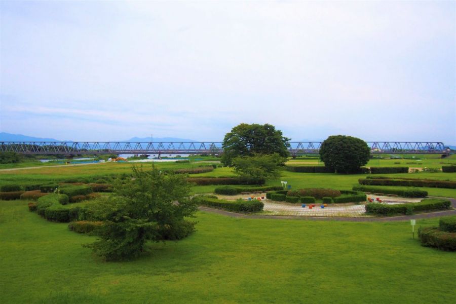 阿賀野川河川公園