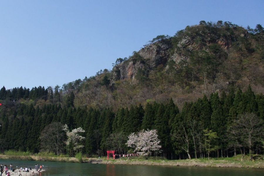 麒麟山・鹿瀬登山口