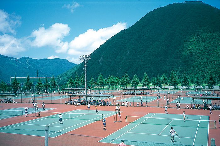 湯沢中央公園＆スポーツ施設
