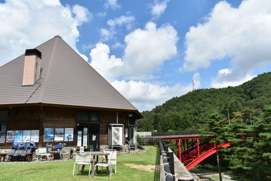 道の駅胎内（たるが橋観光交流センター）（新潟県道53号胎内二王子公園羽黒線）