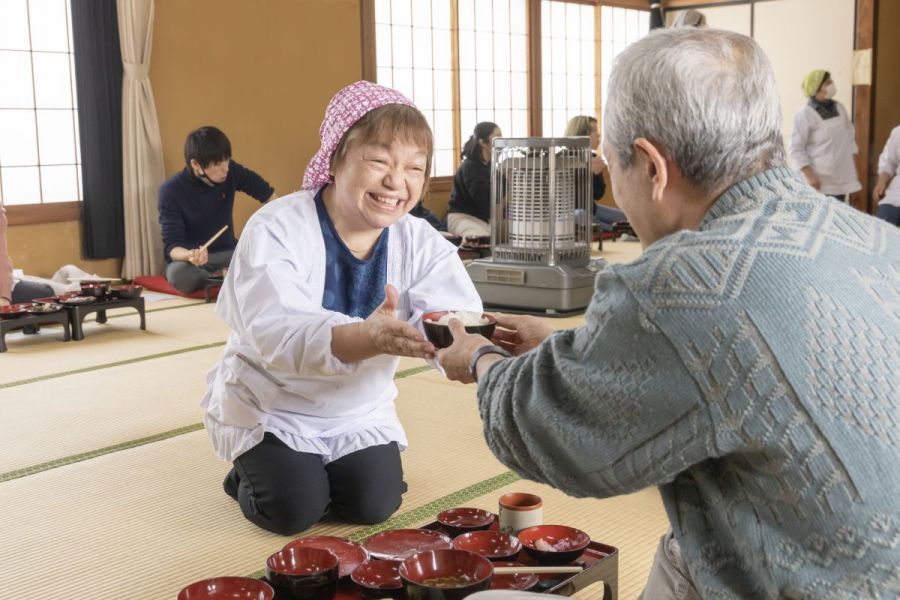 雪見御膳を楽しむツアー