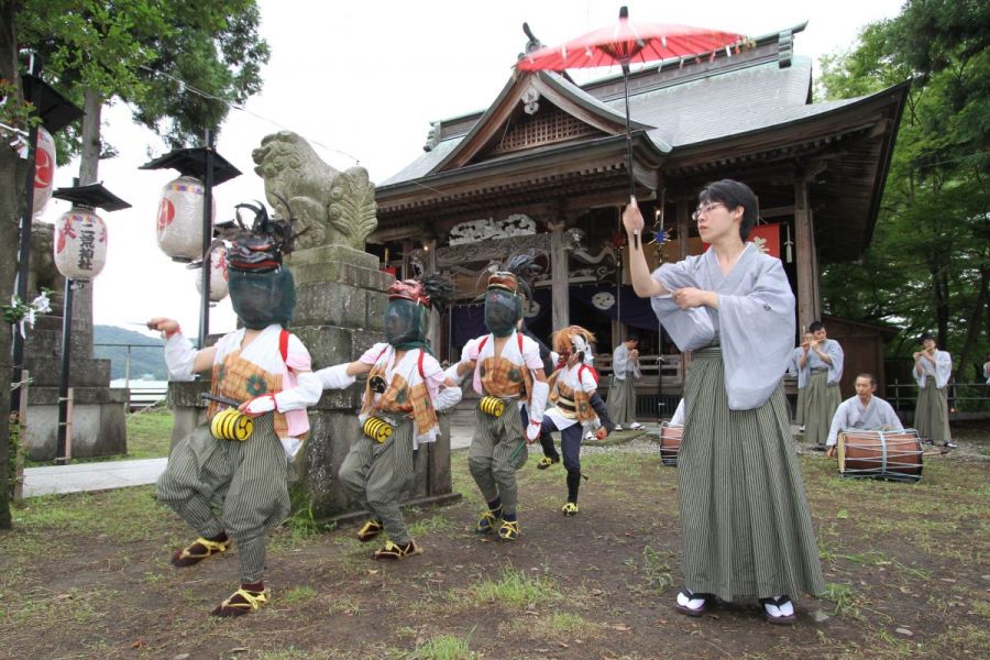 豊年獅子舞