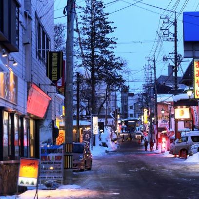 赤倉・池の平・杉野沢の各温泉地を結ぶバス。