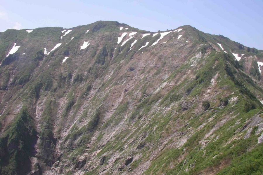 御神楽岳・室谷登山口