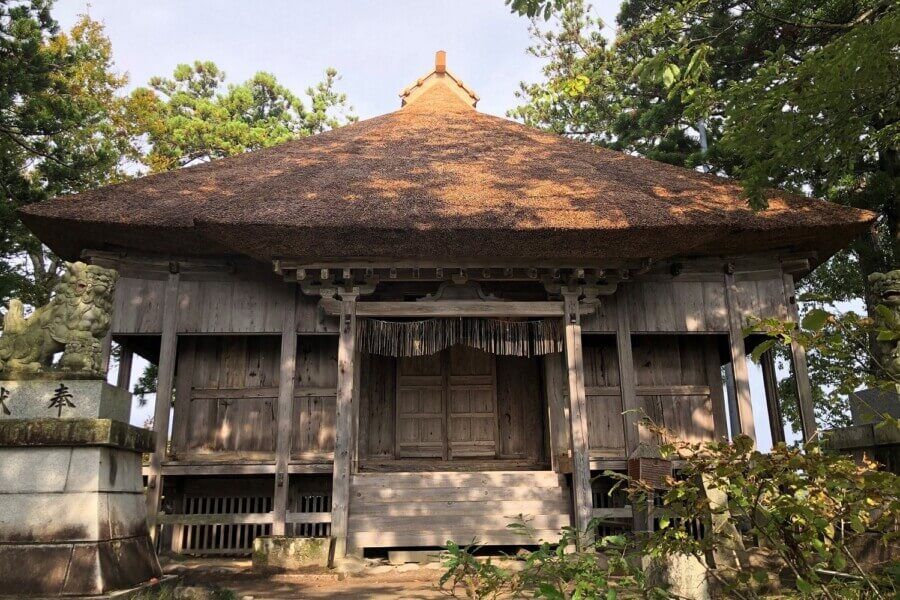 国指定重要文化財「松苧神社」