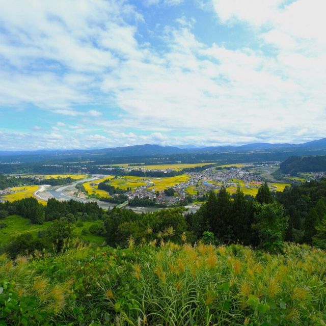 川の展望台