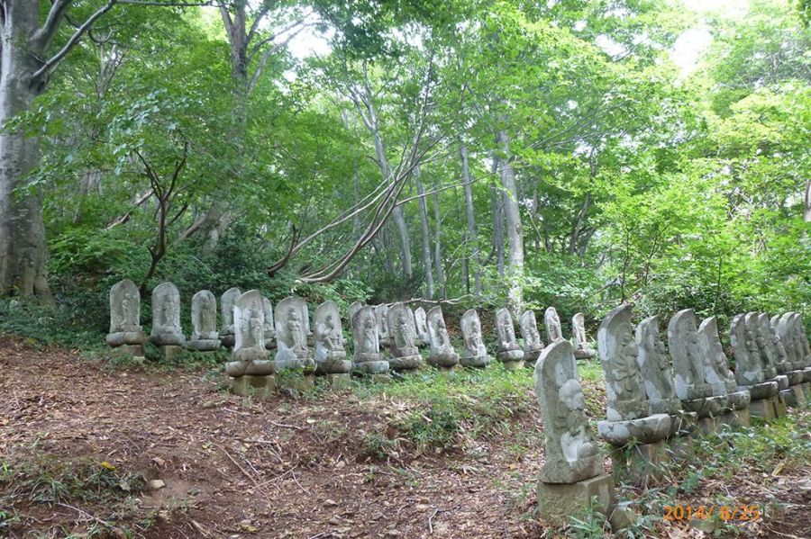 下牧登山道沿いの三十三間観音