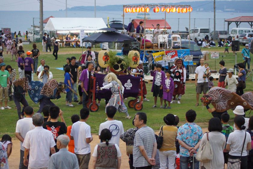 佐渡の盆「獅子ヶ城まつり」