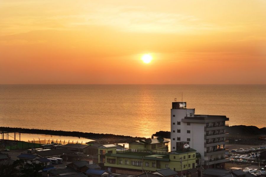 海風亭 寺泊 日本海