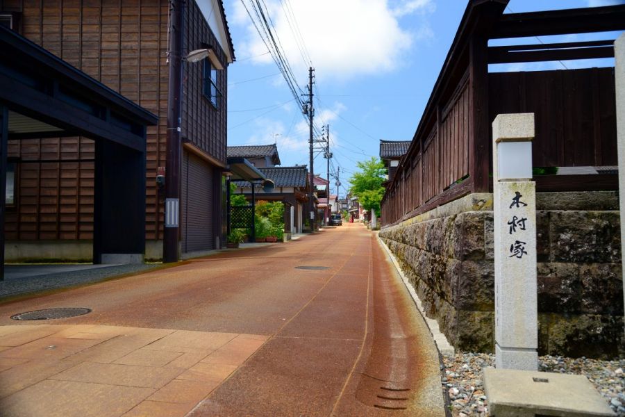 はちすば通り