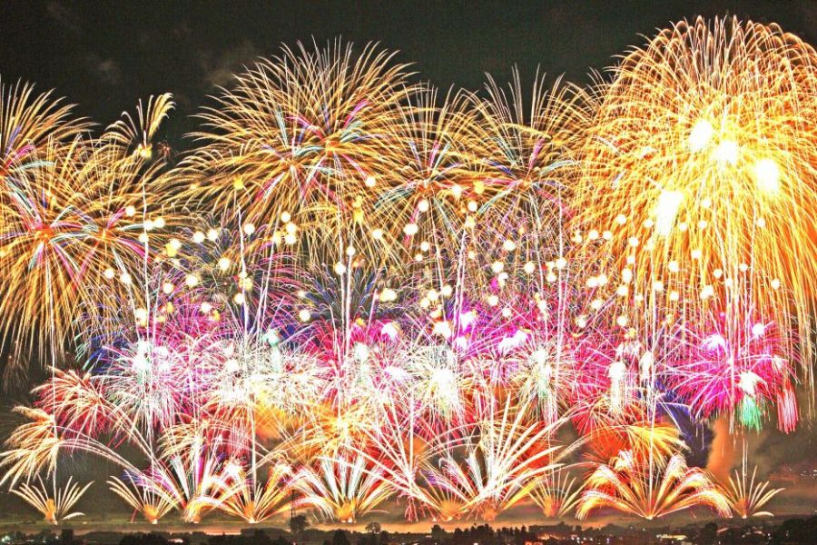 超ワイドベスビアス大スターマイン