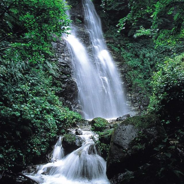 滝沢公園「不動滝」