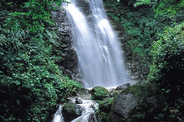 滝沢公園「不動滝」