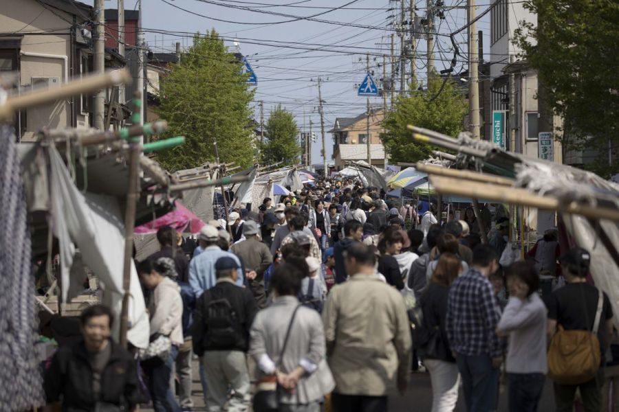 三・八の市