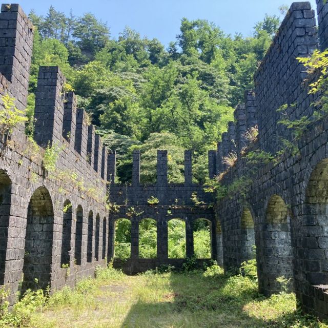 持倉鉱山跡