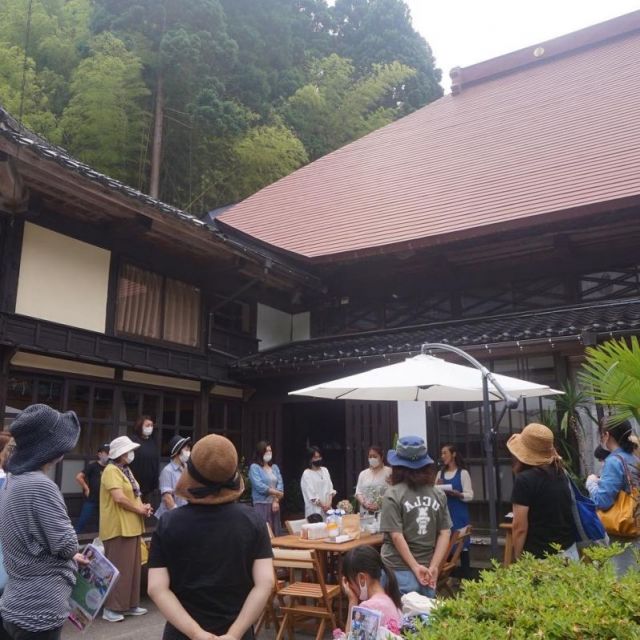 香和顔施
