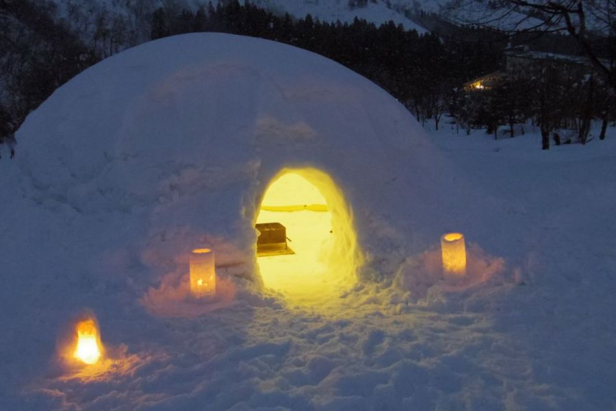 六日町温泉郷 かまくら祭り 雪美洞祭 新潟のイベント 公式 新潟県のおすすめ観光 旅行情報 にいがた観光ナビ