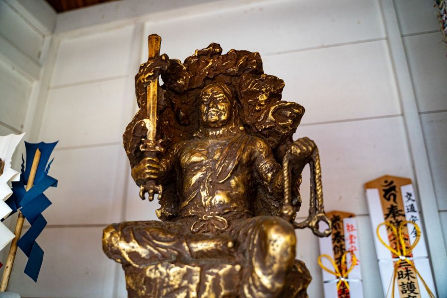 越後双輪神社　御神体