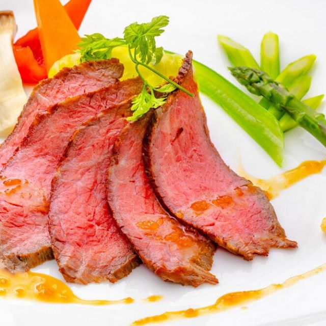 「Trattoria IZUMI」で味わう新潟和牛ローストビーフランチバスツアー