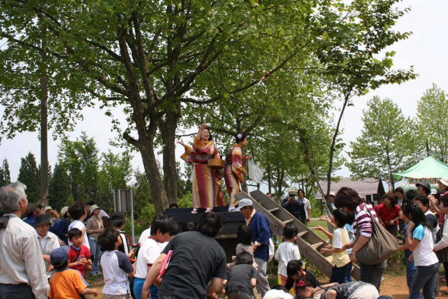 節黒城跡開山祭り
