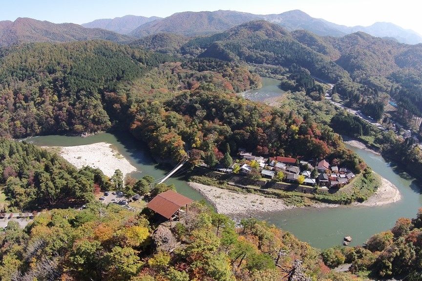 鷹の巣山展望台