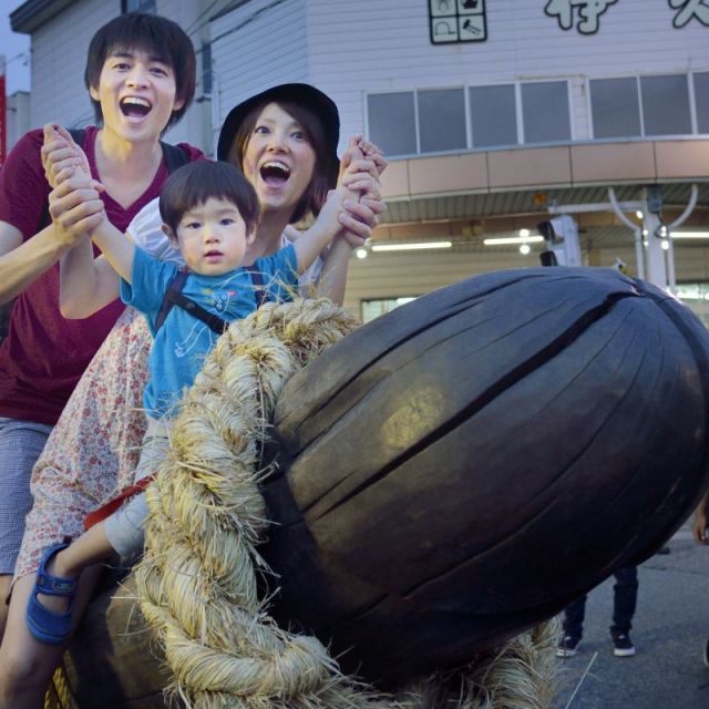 しねり弁天 たたき地蔵まつり～しねって たたいて あなたもご利益～