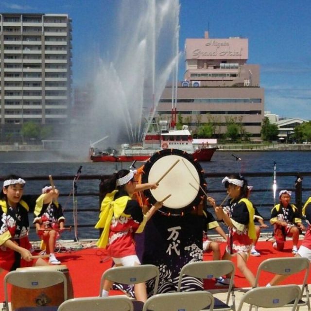 萬代橋誕生祭