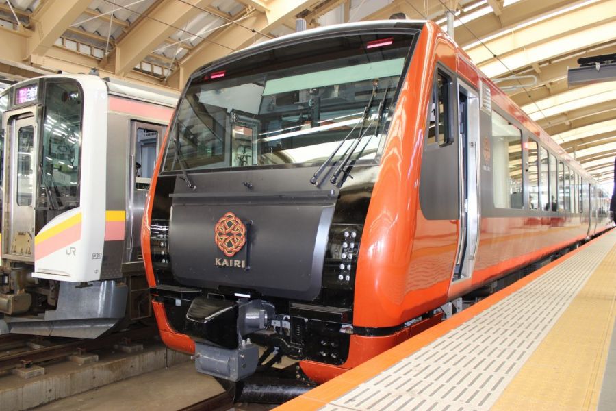 海里-新潟・庄内の食と景観を楽しむ列車