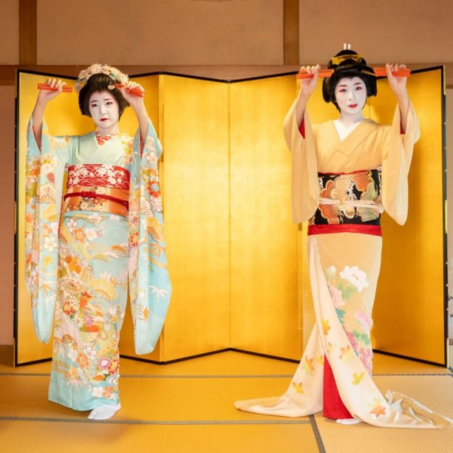 老舗割烹 蛍で愉しむ旬の味覚と古町芸妓の踊り＜がたバスツアー＞