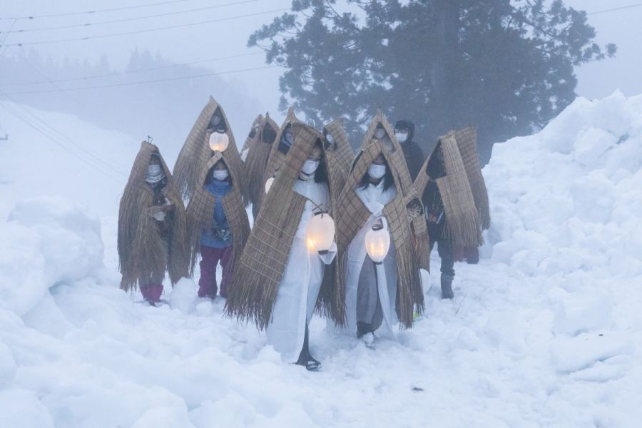 鳥追い photo Nakamura Osamu