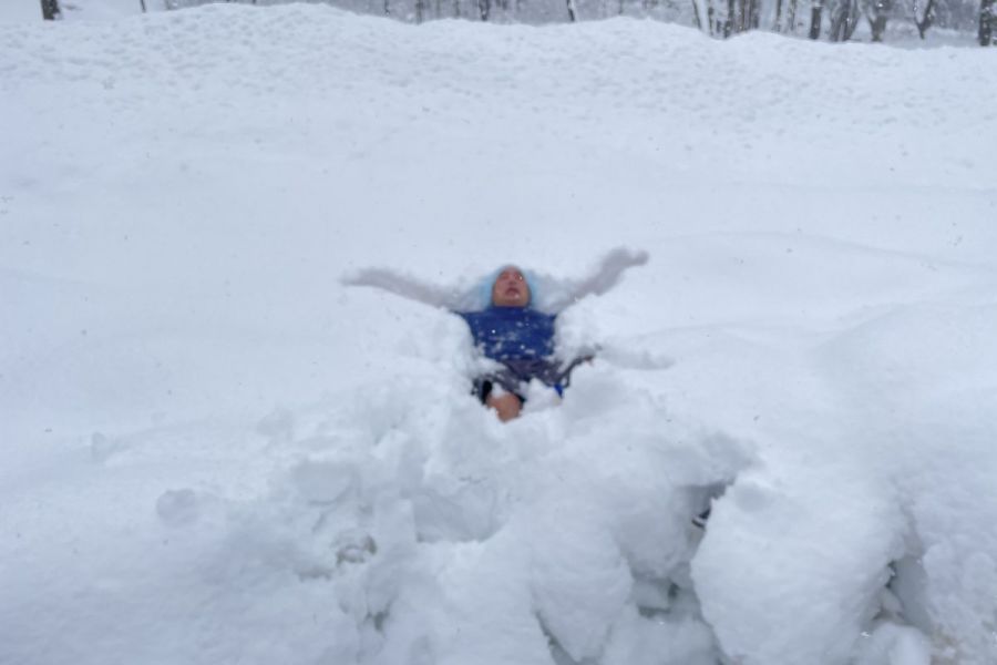 ふかふかの新雪ダイブ！ 〜ココロもカラダもHOTになるサウナ体験〜