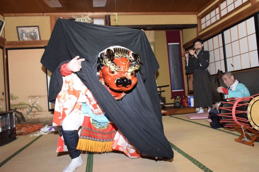 栃尾「岩戸舞」